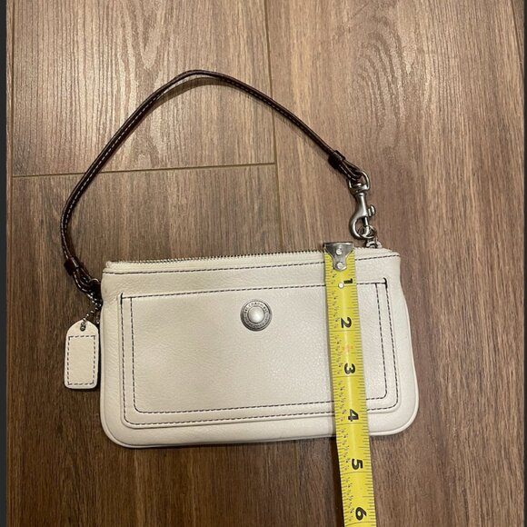 Coach White Leather Wristlet Bag, Soft Lamb Leather - Picture 7 of 10